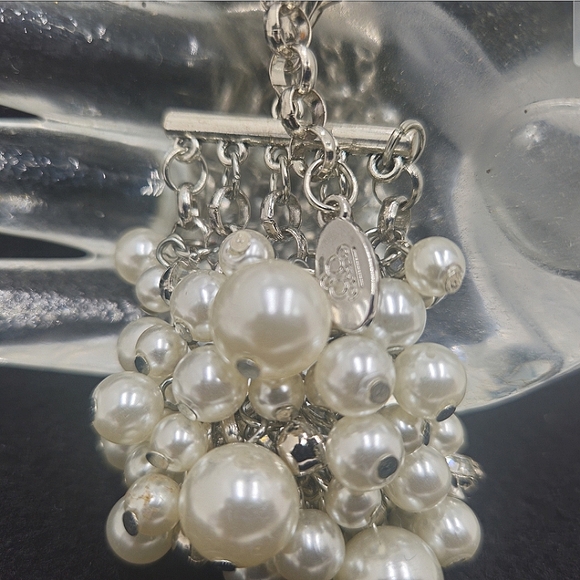 Vintage Aura Faux Cluster Pearl Rhinestone Silver Tone Link Bracelet - Picture 8 of 16